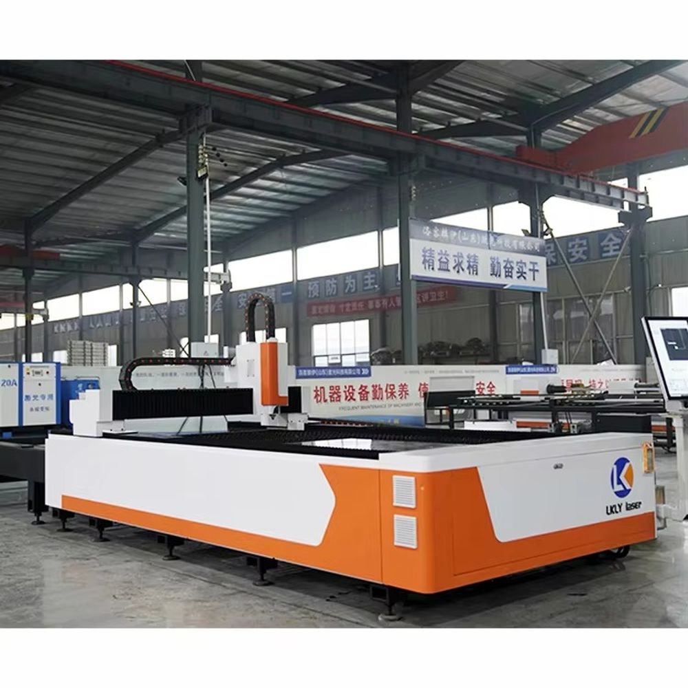 Industrial Fiber Laser Cutting Machine - ماكينة قطع بالليزر الصناعية بقوة 6000