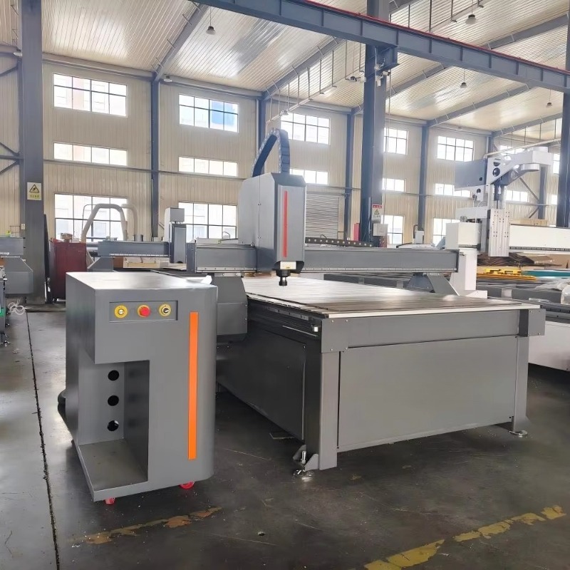 Industrial Fiber Laser Cutting Machine - آلة قطع بالليزر الليفي عالية الدقة