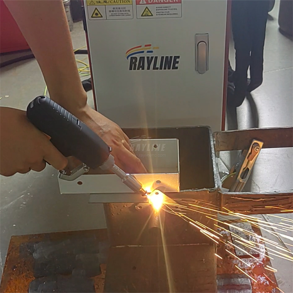 Industrial Laser Welding - نمط جديد صغير محمول آلة لحام
