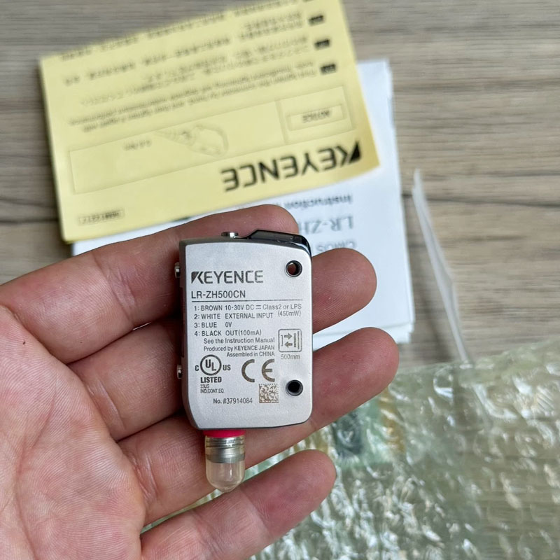 مستشعر ليزر KEYENCE طراز LR-ZH - مراجعة Industrial Laser Brands وسعره