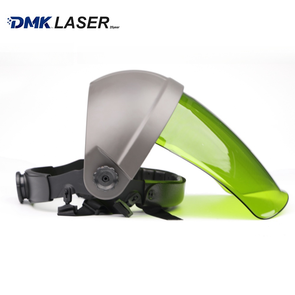 خوذات لحام بالليزر من دي إم كي - مراجعة Industrial Laser Welding وسعره