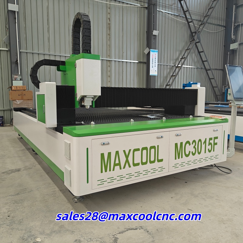 آلة قطع بالليزر الليفي عالية ا - مراجعة Metal Laser Cutter Head وسعره