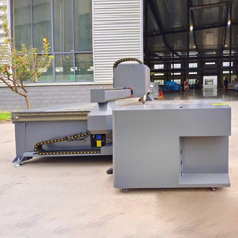 آلة قطع بالليزر الليفي عالية ا - مراجعة Industrial Fiber Laser Cutting Machine وسعره